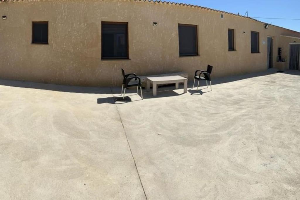 Villa Rural Con Amplia Piscina Campillo de Altobuey Eksteriør billede
